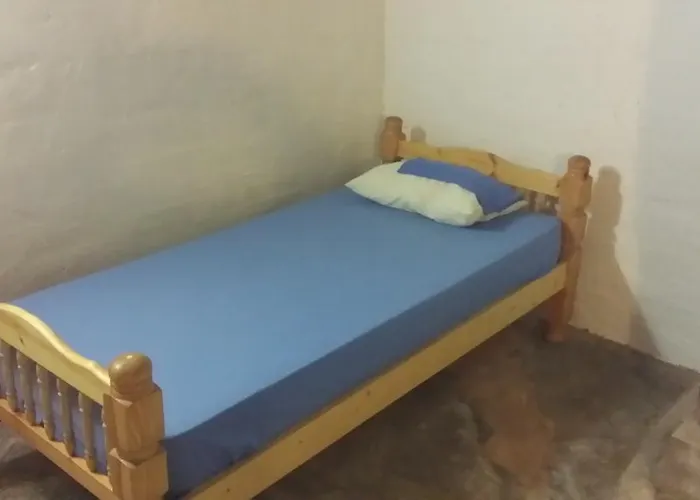 Refugio Peregrinos Acacio & Orietta Хостел Viloria de Rioja