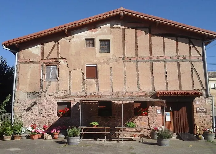 Хостел Refugio Peregrinos Acacio & Orietta Viloria de Rioja