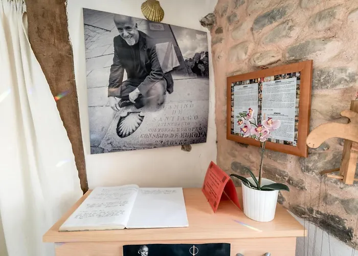 Refugio Peregrinos Acacio & Orietta Viloria de Rioja